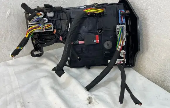 Tesla Model 3 Central body control module 156745400B
