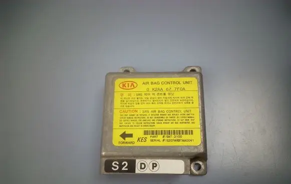 KIA Shuma Airbag control unit/module 0K2AA677F0A