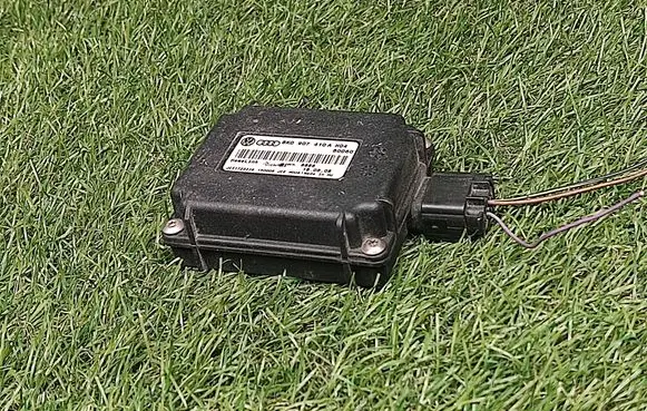Audi A4 S4 B8 8K Garage door switch 8K0907410A
