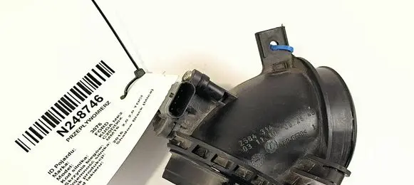 Ford Kuga II Mass air flow meter