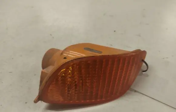 Ford Focus Front indicator light X84X13389A