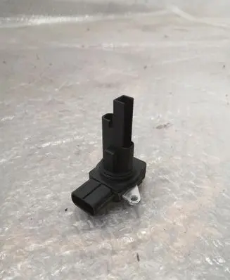 Volvo S60 Mass air flow meter AF10590 25821