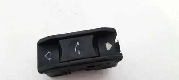 BMW 5 E39 Sunroof switch 61318352182 61.31-8352182