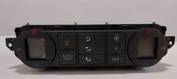 Ford Focus Climate control unit DATCC214 3M5T18C612AR WVCA94226
