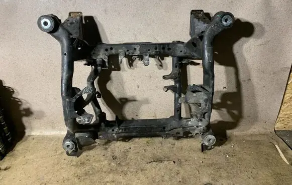 Mercedes-Benz GLE (W166 - C292) Front subframe A1663302000