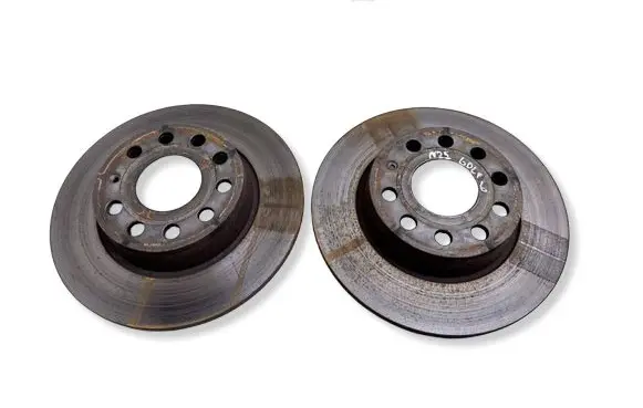 Volkswagen Golf VI Rear brake disc 