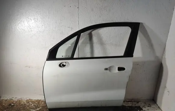 Fiat 500X Front door