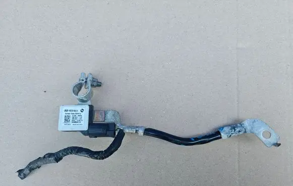 Hyundai i20 (BC3 BI3) Negative earth cable (battery) 37180Q0000