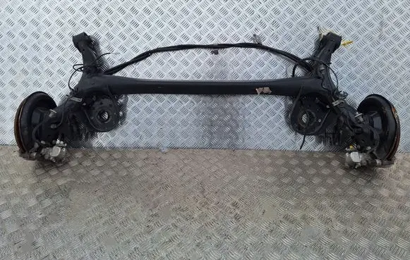 Toyota Yaris Rear axle beam S25165207
