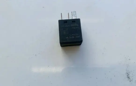 Ford Mondeo Mk III Other relay 2w9314b192ba