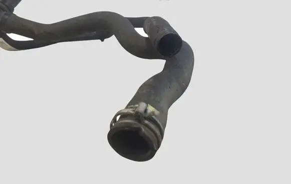 Peugeot 207 Engine coolant pipe/hose 1800425915A