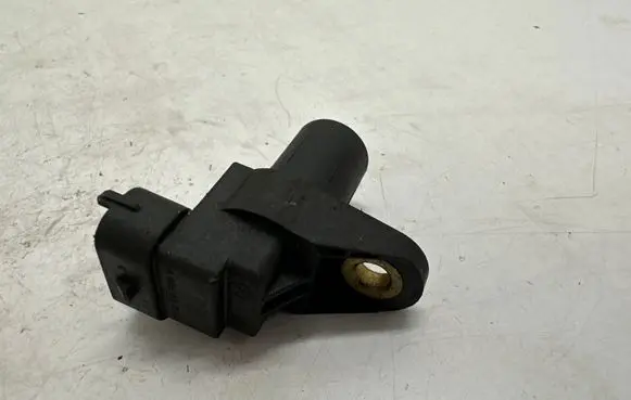 Mercedes-Benz E W211 Camshaft position sensor A0051531328