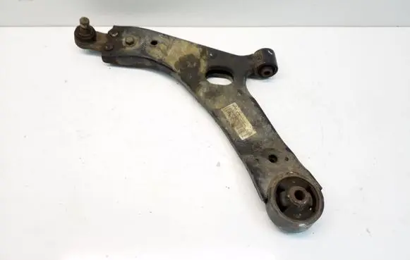 KIA Sportage Front lower control arm/wishbone