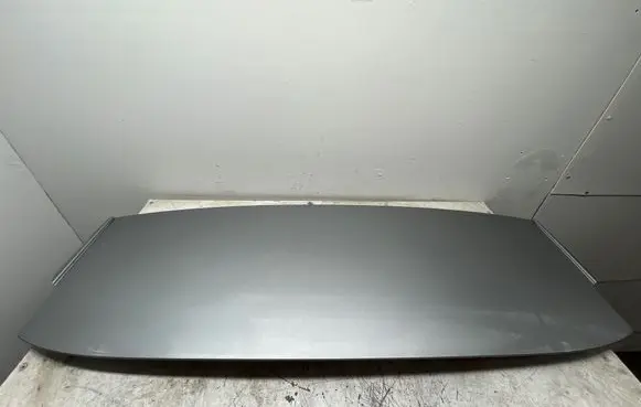 Tailgate/trunk spoiler
