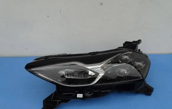 Citroen DS3 Headlight/headlamp 9820840780 89912435 1910014511