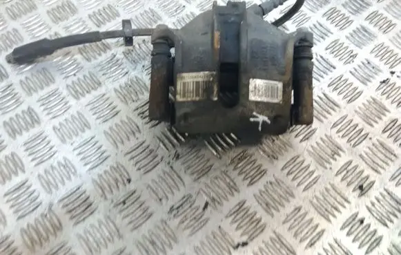 Peugeot 2008 I Front brake caliper 9805497680