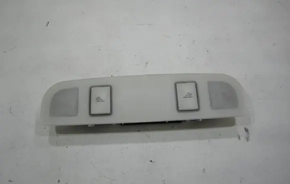 Audi A6 S6 C6 4F Rear seat light 4F0947111