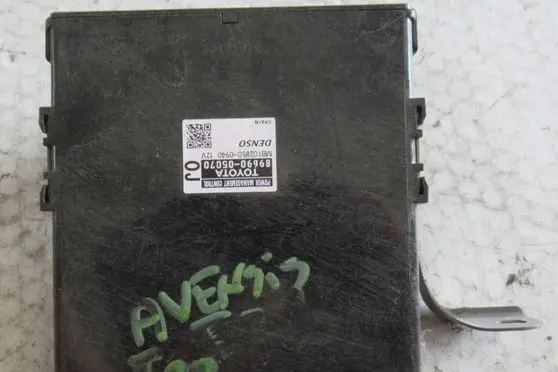 Toyota Avensis T270 Other control units/modules 8969005070