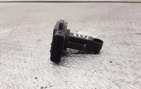 Toyota Corolla E120 E130 Mass air flow meter 8ET00914290