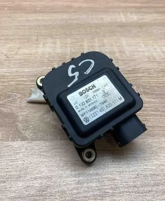 Audi A6 S6 C5 4B Air flap motor/actuator 4B1820511M 0132801171