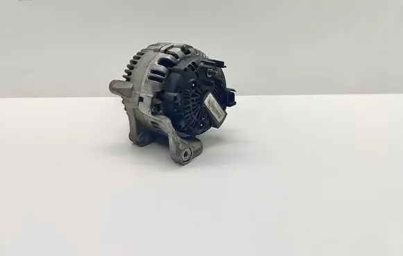 BMW 5 E60 E61 Generator/alternator 437450