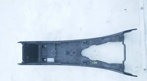 Mercedes-Benz C W205 Armrest A2056801350 00009H15 20170505D199