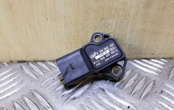 Volkswagen PASSAT B5.5 Air pressure sensor 0281002401 038906051C