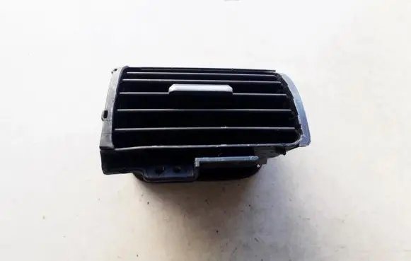 Honda CR-V Dash center air vent grill 77610SWAA0 77610-SWA-A0