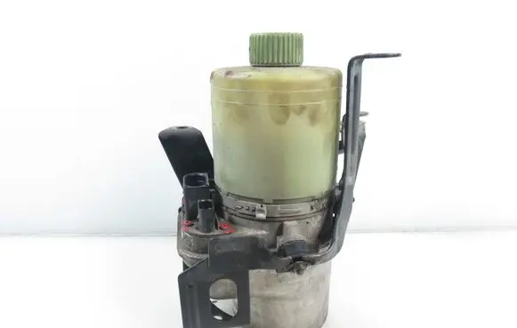 Volkswagen Polo IV 9N3 Power steering pump 6Q1423051AJ 6Q0423156S 6Q2423051T