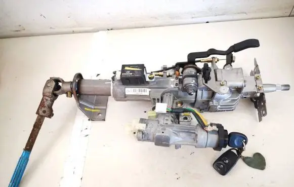 Hyundai Santa Fe Steering wheel axle