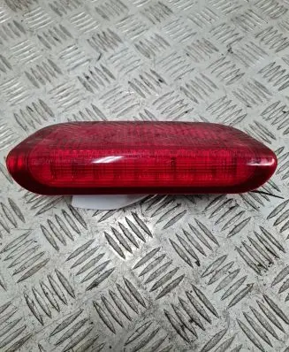 Nissan Qashqai Third/center stoplight