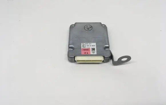 Toyota RAV 4 (XA40) Other control units/modules 8815042021