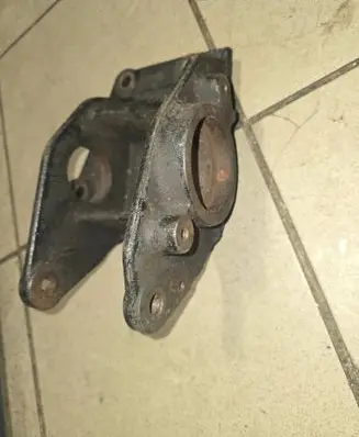 Renault Master II Driveshaft support bearing bracket 8200684227 Y27C