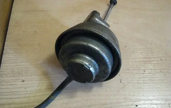 Honda Civic EGR valve 1441804