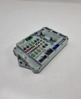 Jaguar XF Fuse box set Dx2314d628ah 7370071940