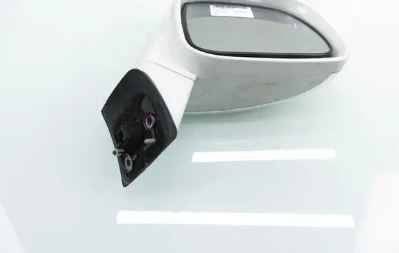 Chevrolet Captiva Front door electric wing mirror 