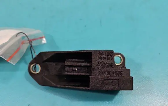 Volkswagen Polo IV 9N3 Fuel cut-off switch 6Q0909606 IMPRK1383524