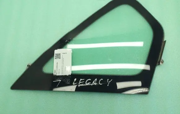 Subaru Legacy Rear vent window glass 43R005165 DOT44M2A2