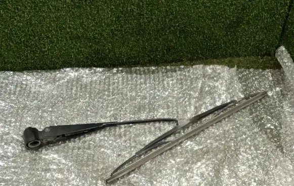 Ford Transit Custom Rear wiper blade arm BK2117406