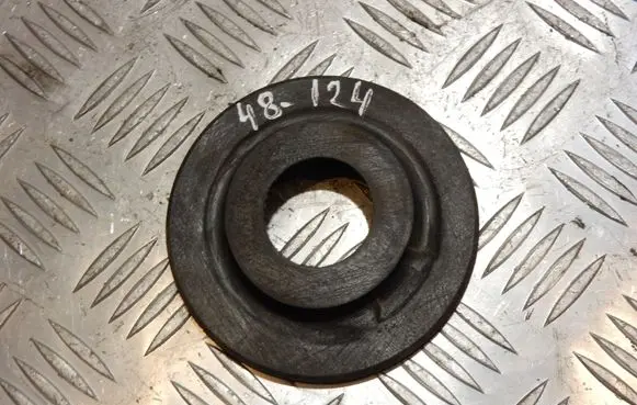 Volkswagen PASSAT B6 Rear coil spring rubber mount 1K0512149B 48124