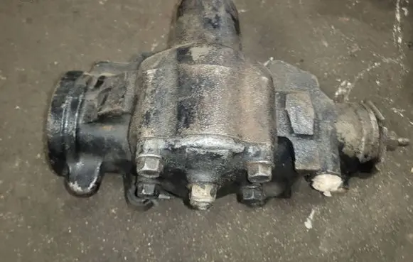 Jeep Wrangler Steering rack 5691676