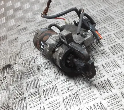Mazda 5 Starter motor M000T90981 L813