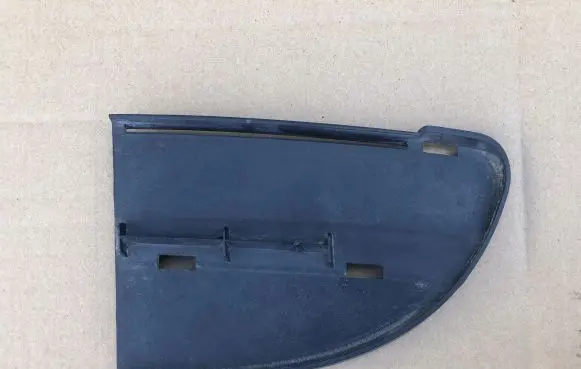 Renault Megane I Front bumper lower grill 7700426527