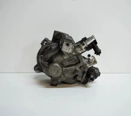 Ford Kuga II Fuel injection high pressure pump 0928400779