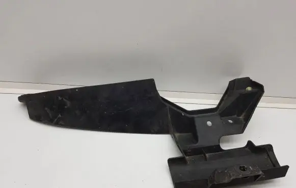 Peugeot 4007 Radiator trim 3R006400B155