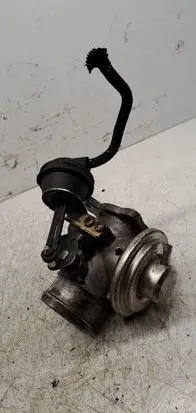 Volkswagen Golf IV EGR valve cooler 038129637