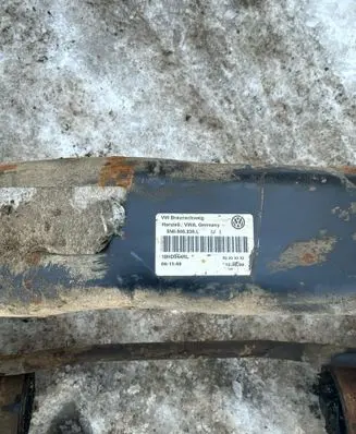 Volkswagen Tiguan Rear subframe 5N0505235L 19HD844RL