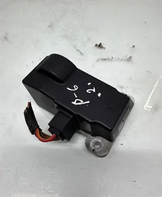 Volkswagen PASSAT B6 Steering wheel lock 216002011