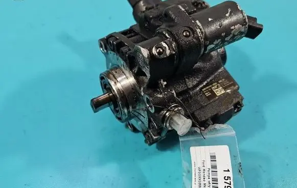 Ford Mondeo MK IV Fuel injection high pressure pump 9683624080 IMPRK1579924