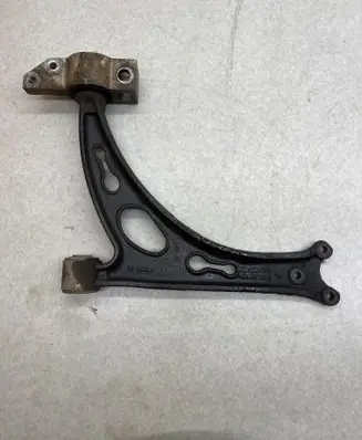 Volkswagen Touran I Front lower control arm/wishbone 1K0407153G